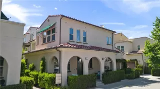 Photo #4: OC23124300 Listing 