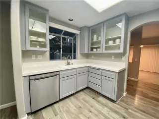 Photo #1: OC23124363 Listing