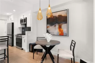 Photo #5: OC23124420 Listing 