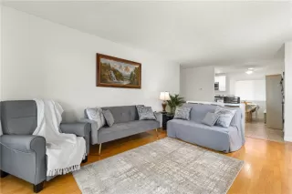 Photo #5: OC23125708 Listing 