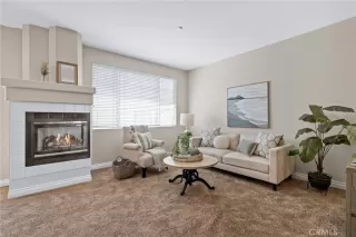 Photo #3: OC23126633 Listing 