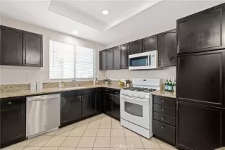 Photo #5: OC23126633 Listing 