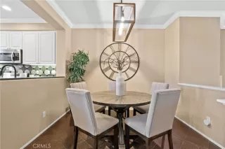 Photo #4: OC23127610 Listing 