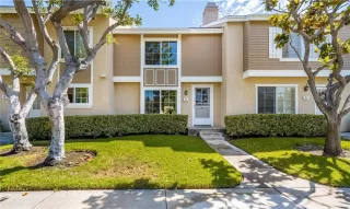 Photo #1: OC23127701 Listing