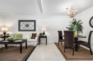 Photo #6: OC23127701 Listing