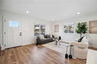 Photo #4: OC23128003 Listing