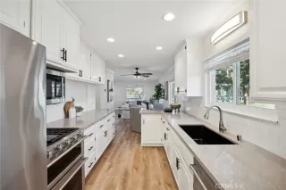 Photo #6: OC23128003 Listing