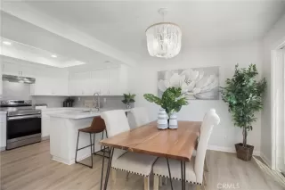 Photo #6: OC23128026 Listing 