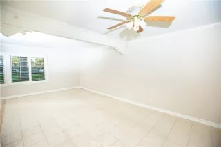 Photo #2: OC23128916 Listing 