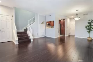 Photo #2: OC23129820 Listing 