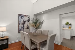 Photo #5: OC23129951 Listing