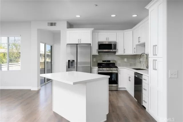 MLS: OC23130205 Condo For Sale