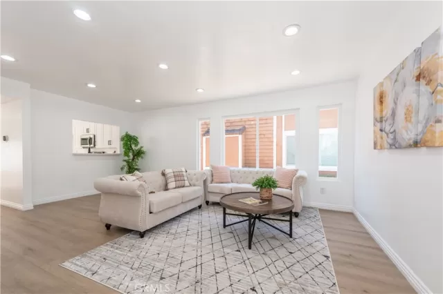 MLS: OC23130309 Condo For Sale