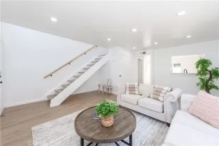 Photo #1: OC23130309 Listing 