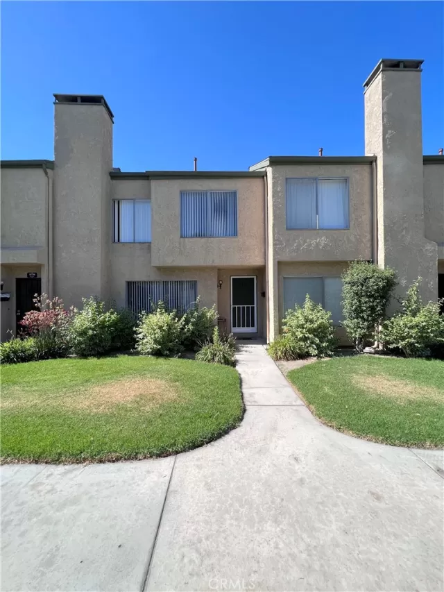 MLS: OC23130373 Condo For Sale