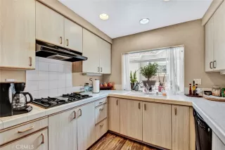 Photo #6: OC23130651 Listing 