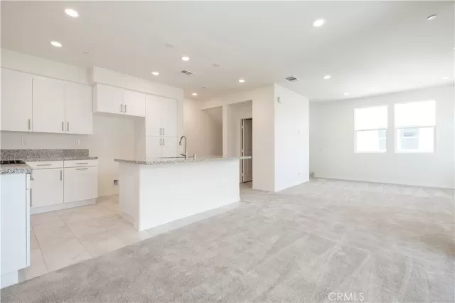 MLS: OC23130676 Condo For Sale