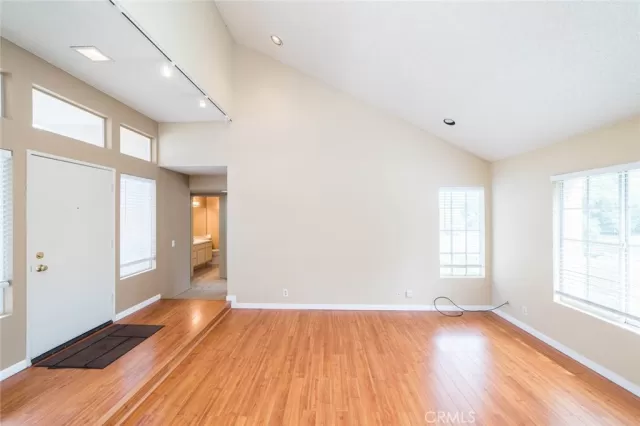 MLS: OC23130732 Condo For Sale