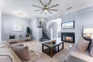 Photo #6: OC23131306 Listing 