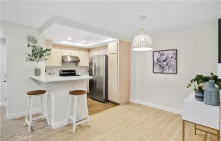 Photo #3: OC23131755 Listing 