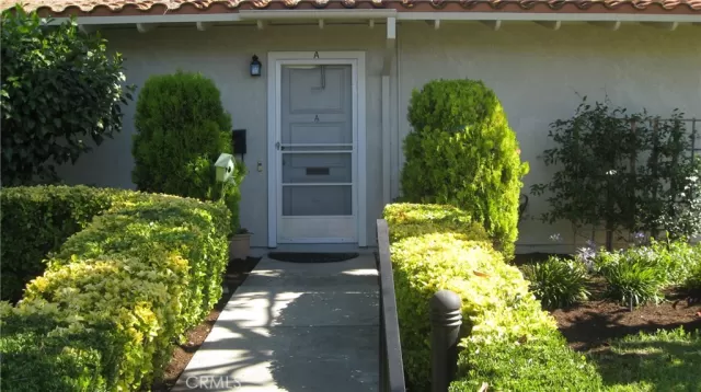 MLS: OC23131843 Condo For Sale