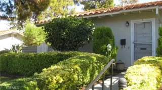 Photo #1: OC23131843 Listing