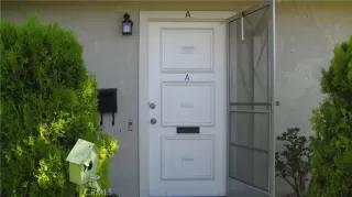 Photo #5: OC23131843 Listing