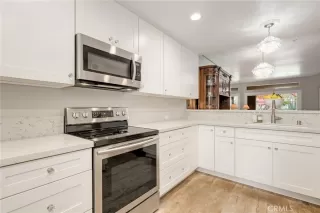 Photo #2: OC23131961 Listing 