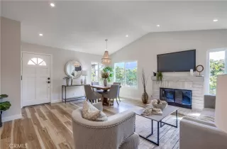 Photo #5: OC23132012 Listing 