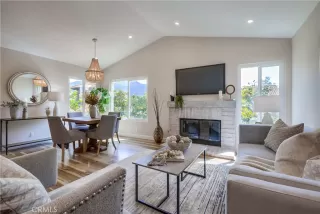 Photo #6: OC23132012 Listing 