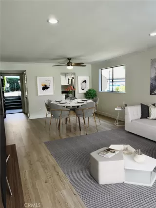 Photo #2: OC23132159 Listing