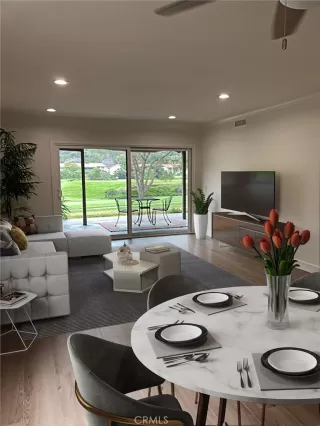 Photo #3: OC23132159 Listing