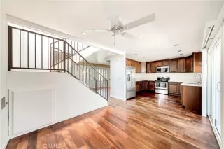 Photo #6: OC23132276 Listing 