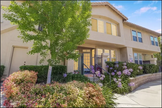 MLS: OC23132505 Condo For Sale