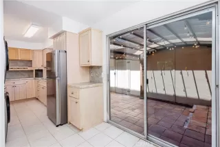 Photo #6: OC23132619 Listing 