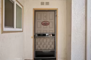 Photo #4: OC23132627 Listing