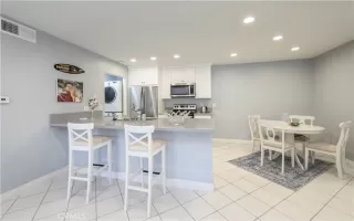 Photo #5: OC23132748 Listing