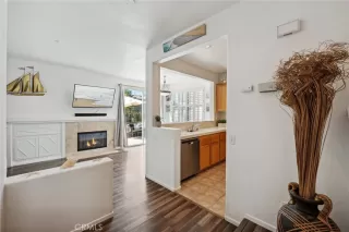 Photo #2: OC23132802 Listing 