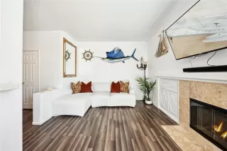 Photo #6: OC23132802 Listing 