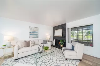 Photo #4: OC23132825 Listing 