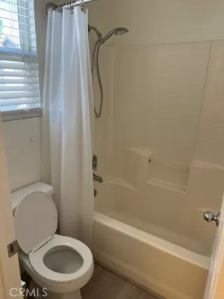 Photo #5: OC23133522 Listing 