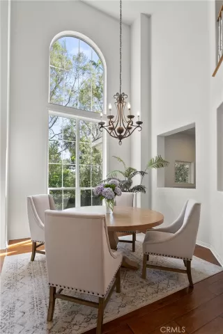 Photo #2: OC23133887 Listing 