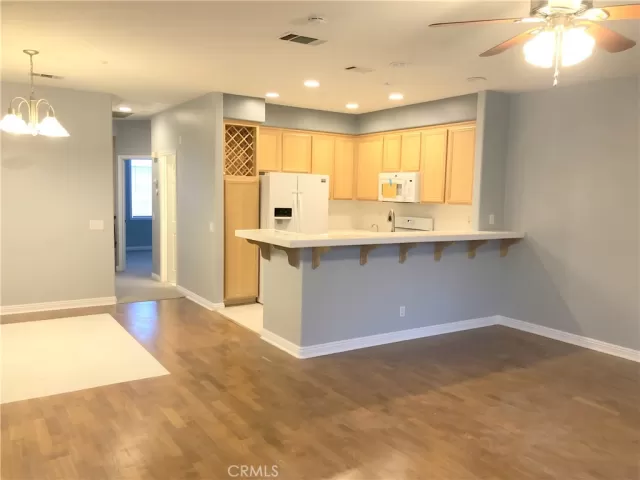 MLS: OC23133925 Condo For Sale