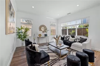 Photo #4: OC23133950 Listing 