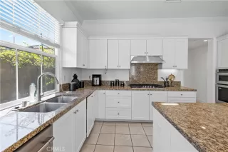 Photo #6: OC23133950 Listing 