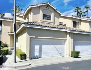 Photo #1: OC23133977 Listing 