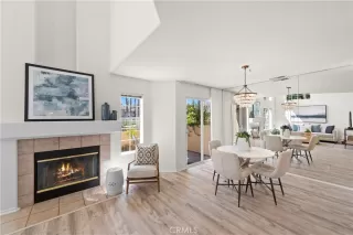 Photo #5: OC23133977 Listing 