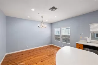 Photo #4: OC23134157 Listing 