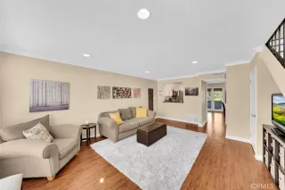 Photo #2: OC23134479 Listing 