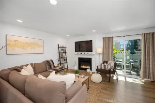 Photo #6: OC23134520 Listing 